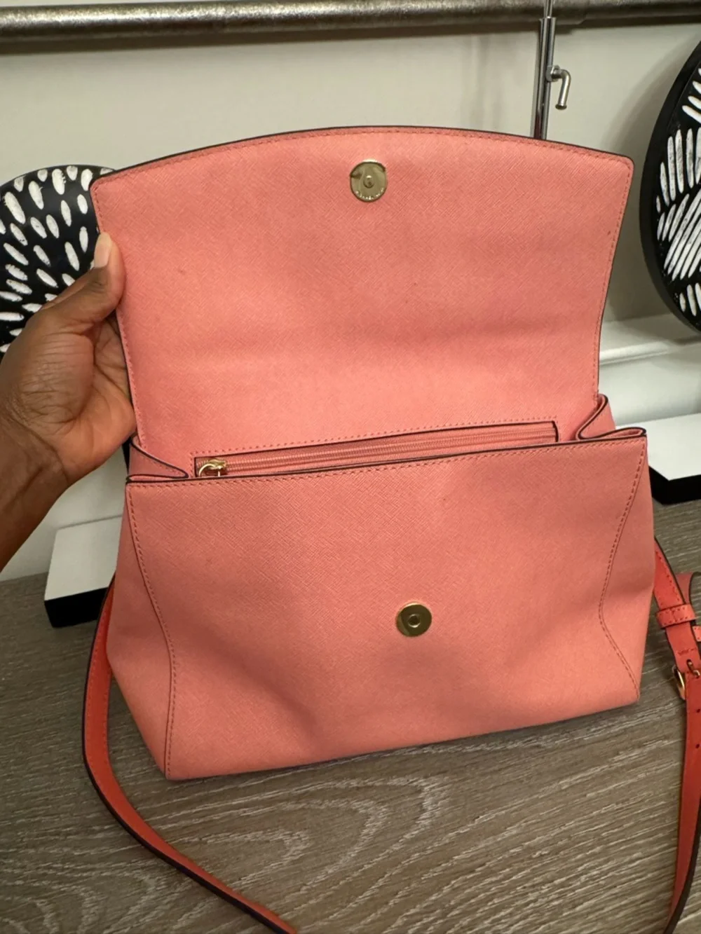 Michael Kors Coral-Gradient Top Handle Satchel - Picture 4 of 13